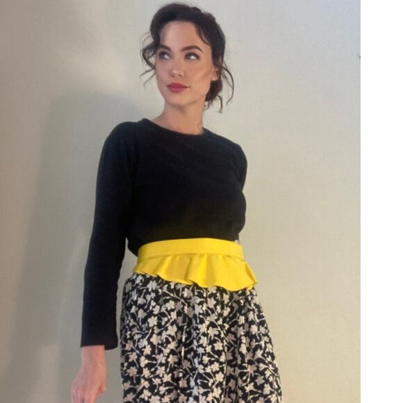 Max Mara Yellow Leather Ruffle Belt F/W 2019 Made in Italy ~ Sz S ~ Pristine! - Picture 2 of 9